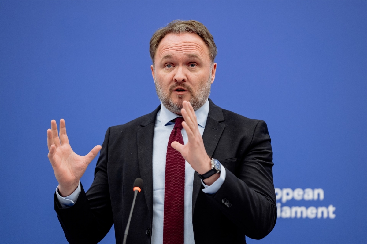 Bruselas defiende legalidad de veto al gas ruso ante dudas de importadores como Naturgy y Repsol