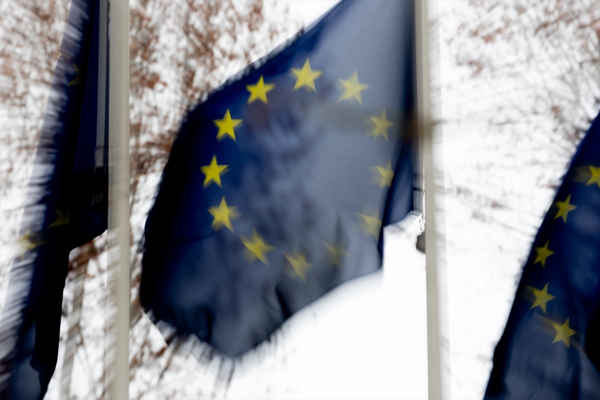 La UE coloca 5.000 millones de euros en bonos a quince años