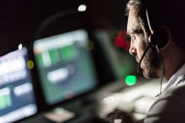 Gobierno autoriza renovar por 42,4 millones  el sistema de comunicaciones del control de tráfico aéreo