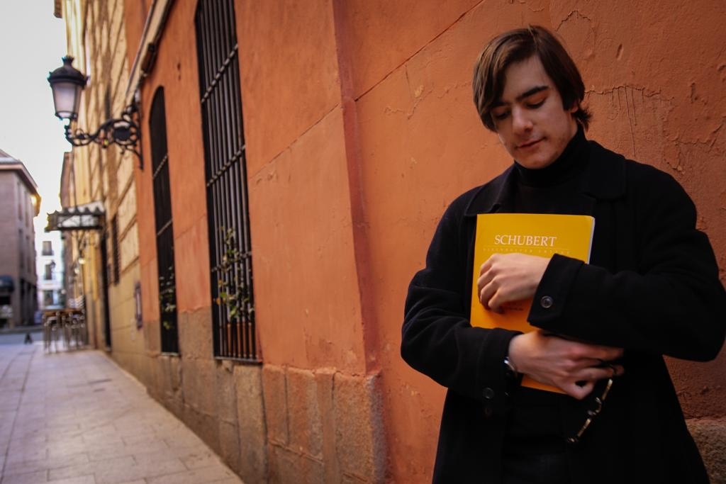 La OSRM despide la temporada en el Auditorio Regional con el joven pianista Emin Kiourktchian y obras de Chaikovski y Shostakovich