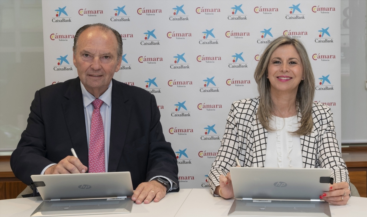 Caixabank y Cámara Valencia renuevan su convenio de colaboración para facilitar la financiación de emprsesa