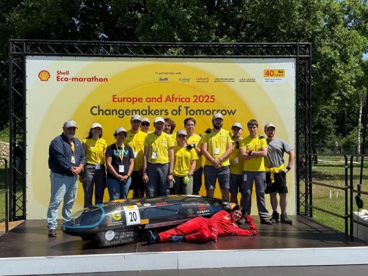 El equipo UPV Eco-Marathon del Campus de Alcoy recorre 727 km con un litro de etanol en la 'Shell Europe & Africa'