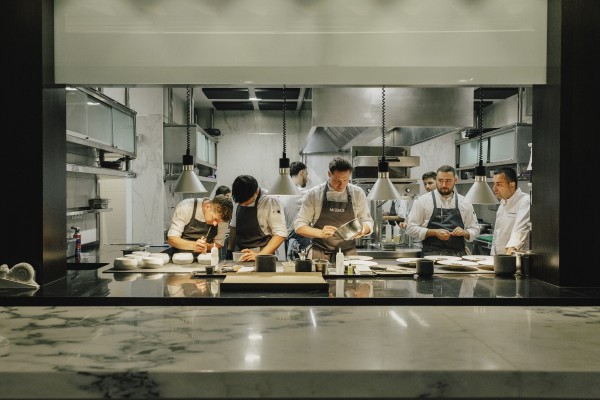 Orobianco celebra su décimo aniversario por todo lo alto con una cena a cuatro manos 