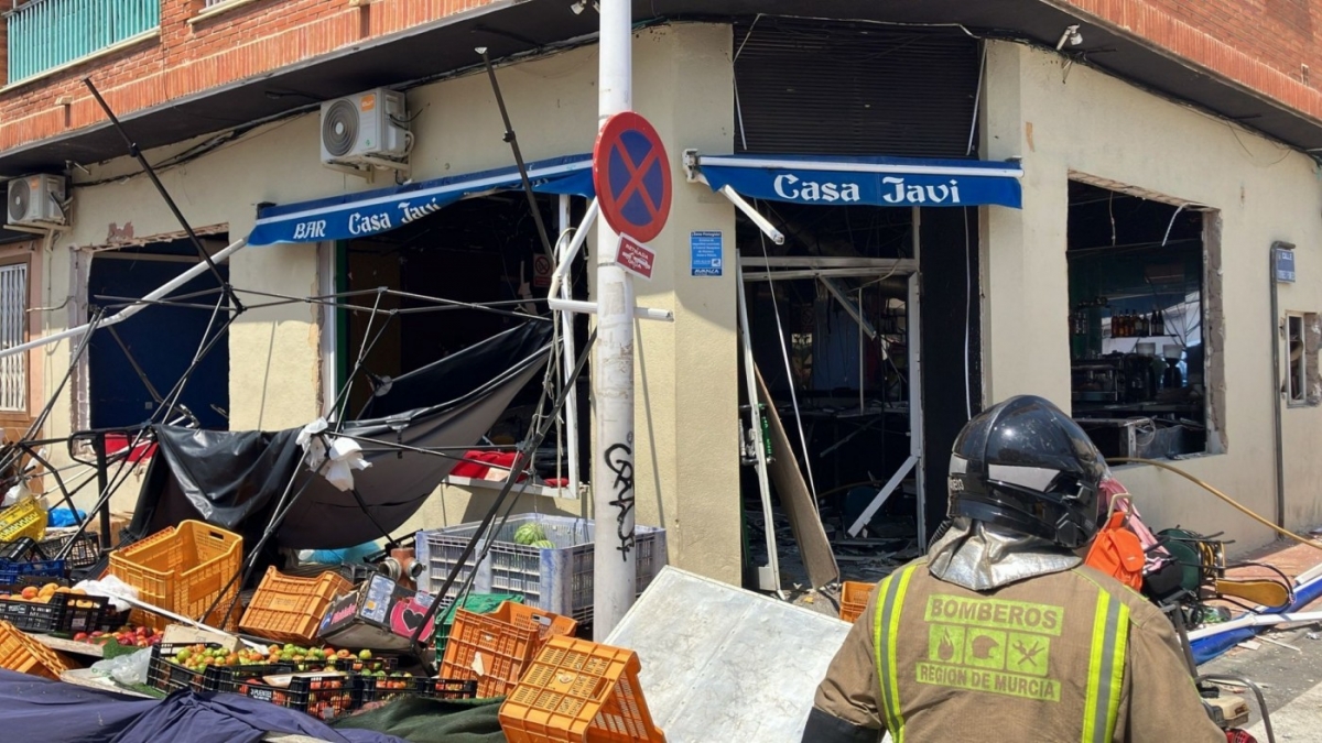 Fachada del bar Casa Javi en Lo Pagán - Foto: VÍCTOR MANUEL MORENO