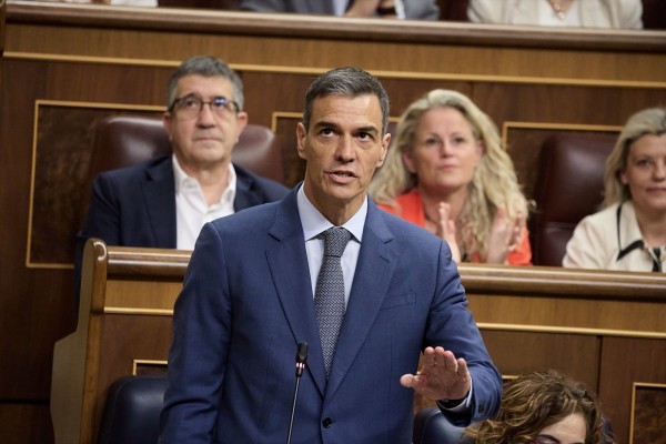 ¡Era un castillo de naipes!