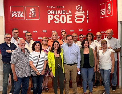 Luis Quesada oficializa su candidatura para liderar el PSOE de Orihuela y llama a reconstruir el partido desde la unidad