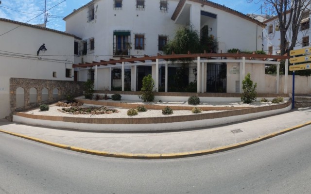 Altea pospone a octubre la remodelación de la calle Pont de Moncau para evitar obras en verano
