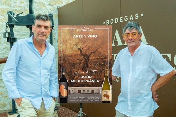 ‘Fusión Mediterránea' de Ximo Canet inaugura el ciclo ‘Vino y Arte’ en Rafa Cañizares Viticultor