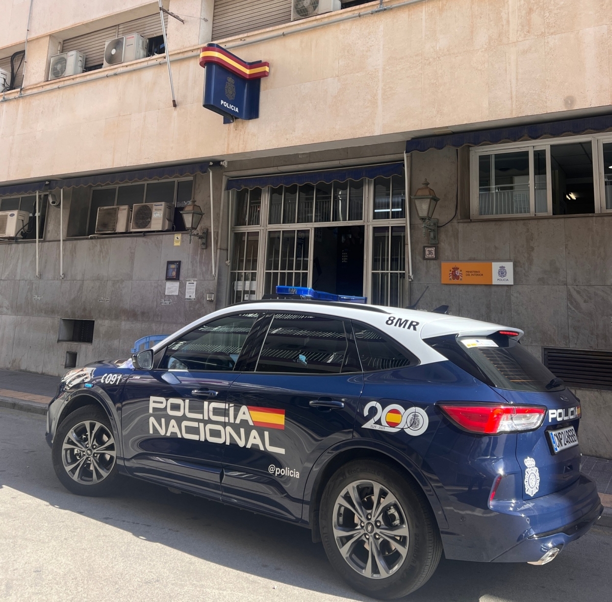 Fue a renovar su tarjeta de identificación de extranjeros a Benidorm y le pillaron...había estafado un millón de euros en Ucrania