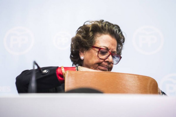El Supremo deberá pedir permiso al Senado si quiere investigar a Barberá: seguirá aforada aunque se disuelvan las Cortes