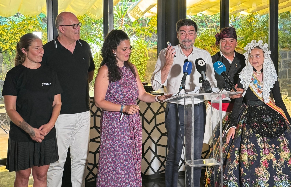 Lectura de premios en el restaurante Maestral - Lectura de premios en el restaurante Maestral