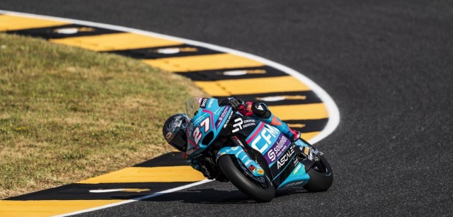 Holgado suma un nuevo 'top 10' en el inicio del Gran Premio de Italia