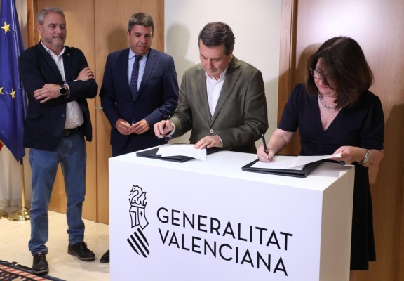 Sanidad 'sella la paz' entre las universidades de Alicante con prácticas sanitarias compartidas