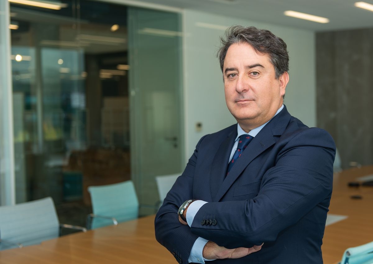 Indra elige a Luis Fernández para sustituir a Luis Abril al frente de Minsait y reorganiza la filial