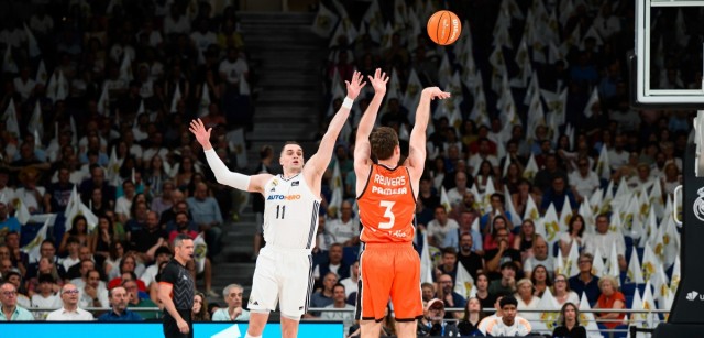 Una versión gris de Valencia Basket cae en la primera 'batalla' de la final