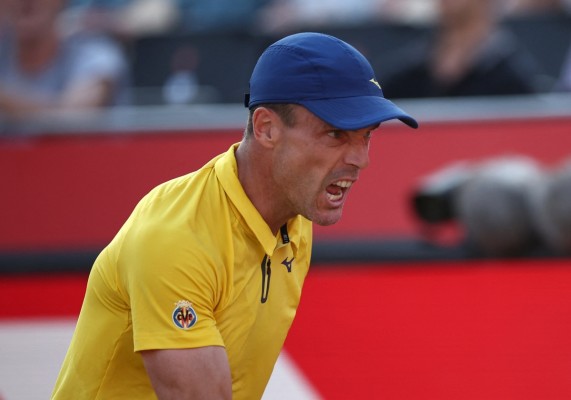 Roberto Bautista se impone a Rune y se enfrentará a Alcaraz en semis de Queen's