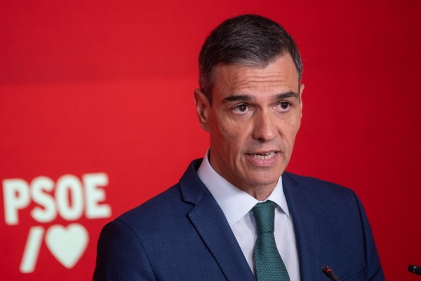 El PSOE necesita un Wout van Aert; el PPCV, un Ayuso
