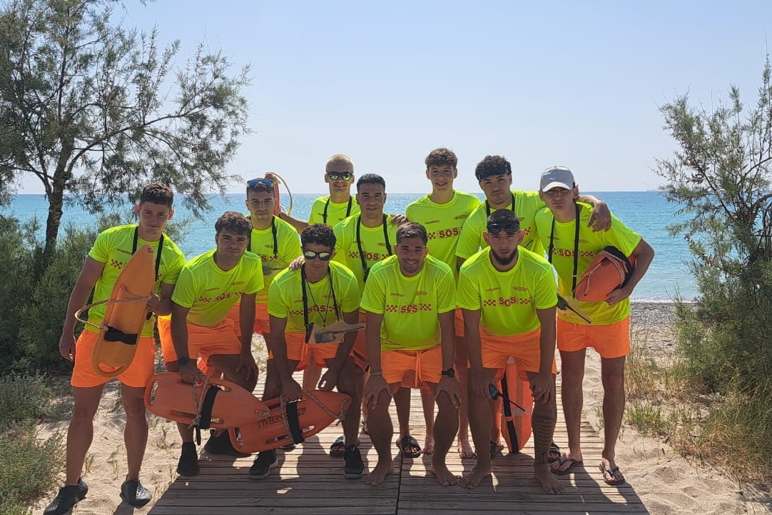 Almenara augmenta els punts de vigilància a la platja amb un nou en la zona de la Gola de la Llosa