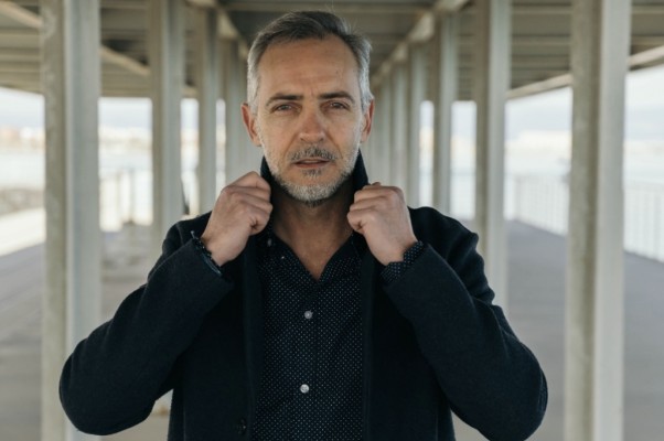 Javier Alandes: “Si algo falso te conmueve, ¿es realmente falso?”
