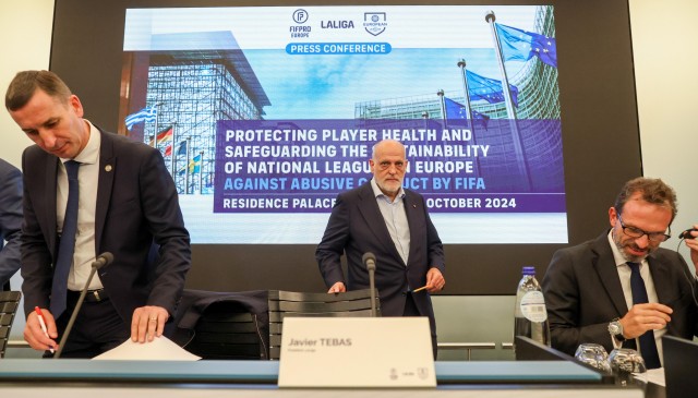 Tebas dice que una potencial huelga de jugadores contaría con su 