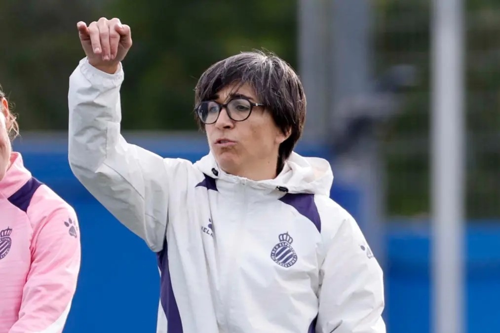 Sara Monforte, entrenadora del Espanyol femenino - Sara Monforte, entrenadora del Espanyol femenino