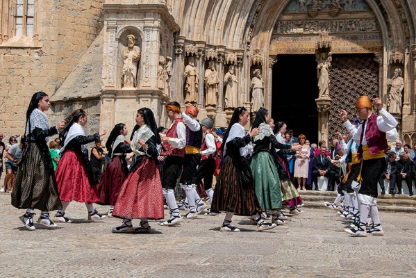 El PSPV acusa a la Diputación de excluir a los gremios de Morella de las ayudas del Sexenni 
