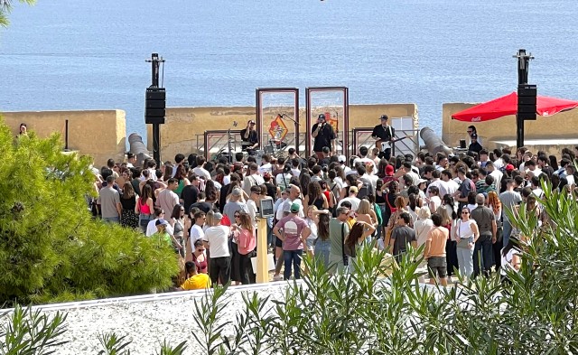 Oddliquor e Irene Córcoles revolucionan el ciclo 'Los conciertos del baluarte' con su plan alternativo
