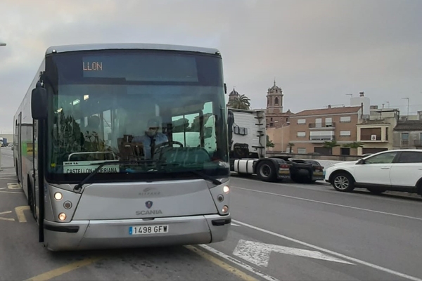 Burriana y Almassora acuerdan mantener el autobús universitario a la UJI: lo ampliarán hasta el Puerto