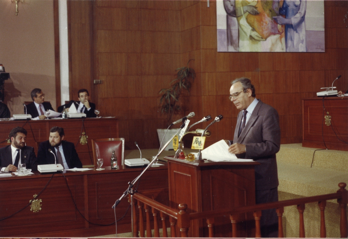 De Carlos Collado y Manuel Tera Bueno a López Miras y Visitación Martínez: 40 años de debates del estado de la Región