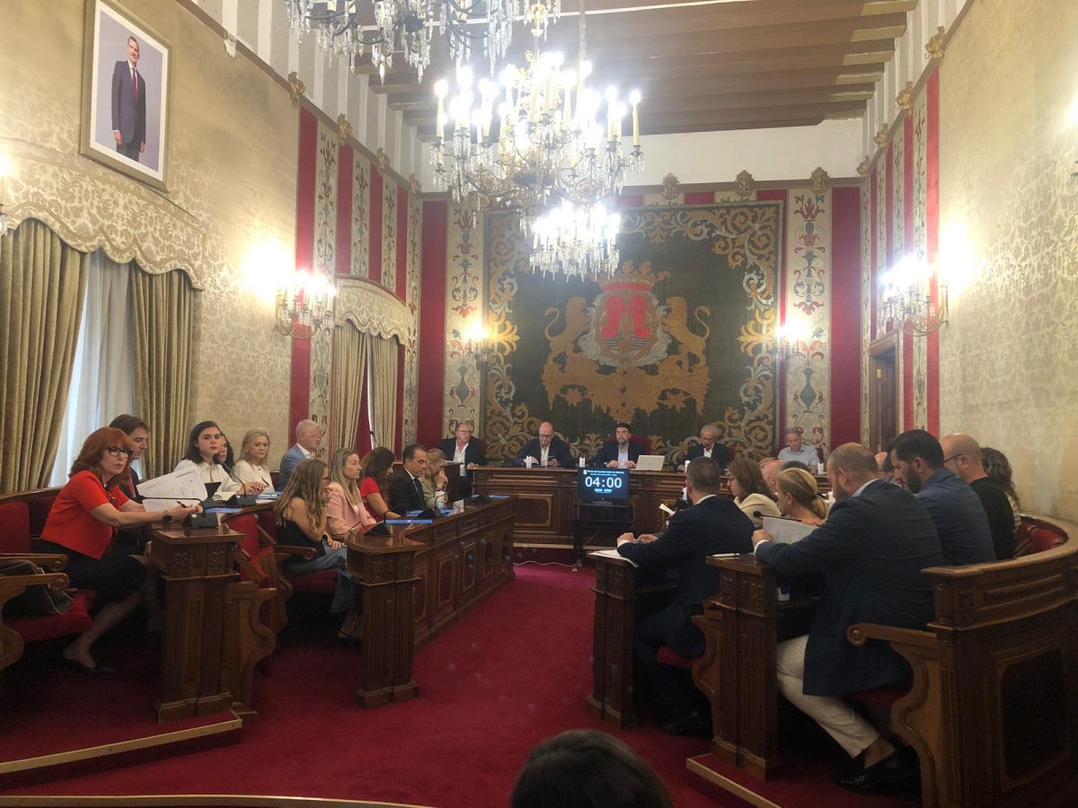 PP y Vox consuman su enésima alianza por el plan de ajuste de Alicante tras incorporar la rebaja del IBI