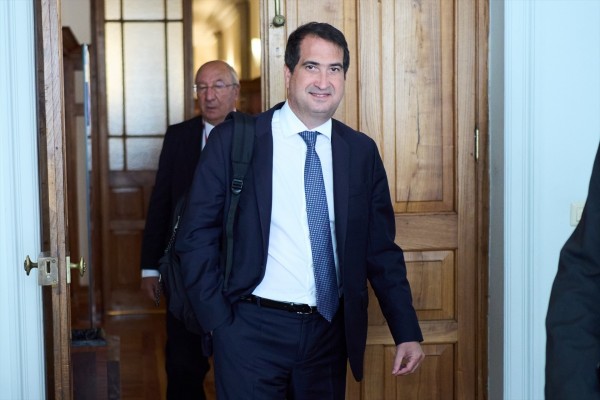 BBVA evalúa la decisión del Gobierno sobre la opa y la posibilidad de retirarla