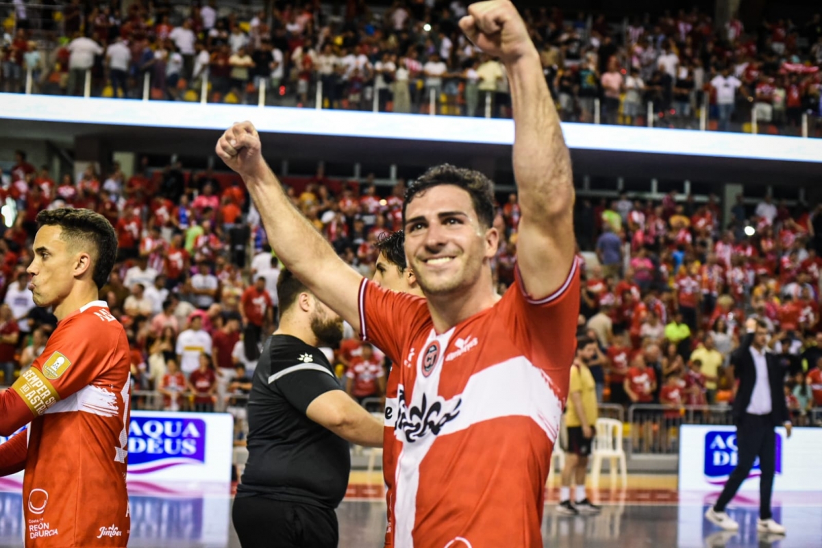  - Foto: JIMBEE CARTAGENA