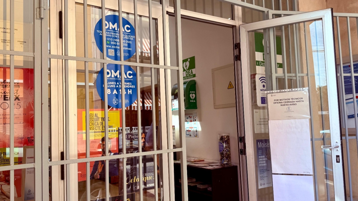 El PSOE de Elche denuncia falta de internet y servicios en el centro social de Torrellano 