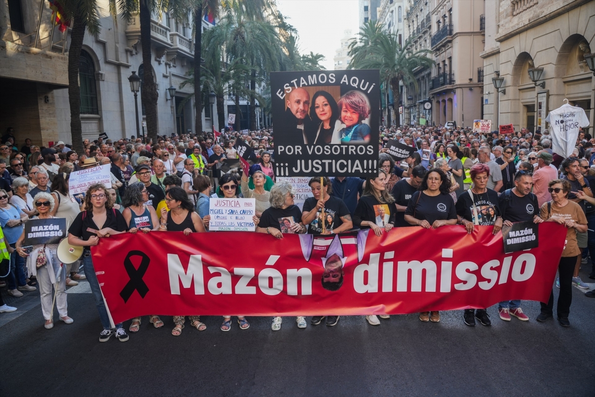 Trasladan a Catarroja la manifestación para pedir la dimisión de Mazón a los nueve meses de la Dana