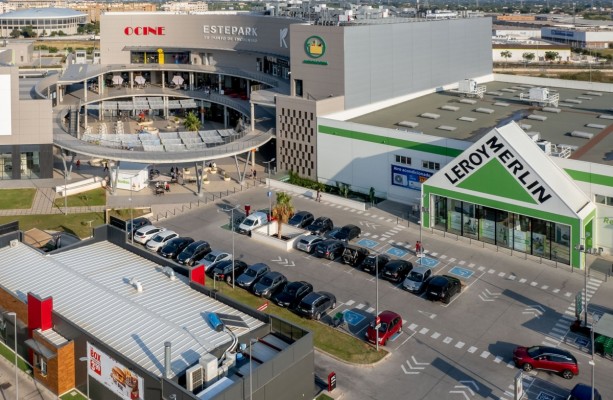 Expansión de Estepark: crecen un 8% sus visitas y ata un restaurante japonés de 1.200 m2 para el local dejado por Porcelanosa