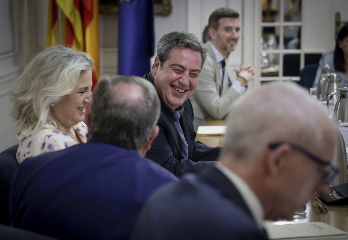 Vox defiende declarar Alicante zona castellanohablante y aboga por modificar el mapa lingüístico