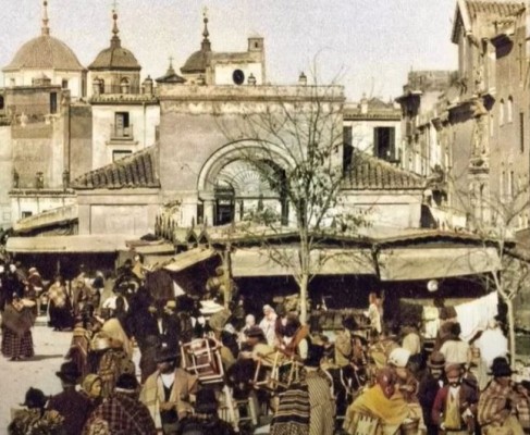 Un ciclo de conferencias invita a pasear por el patrimonio histórico perdido en Murcia desde 1900