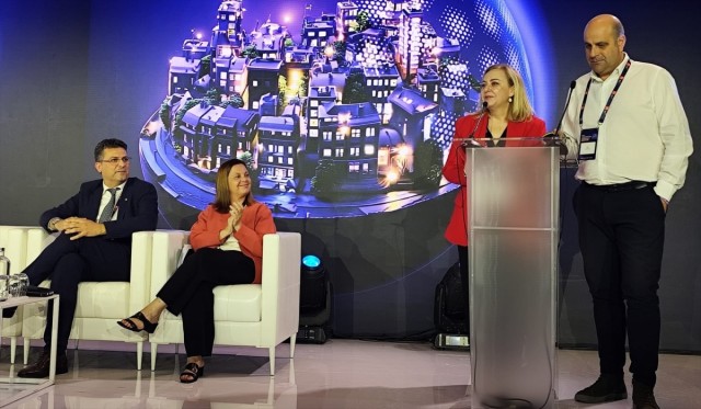 La Diputación reivindica en Europa la labor hecha tras la dana con 200 millones de inversión y soporte técnico