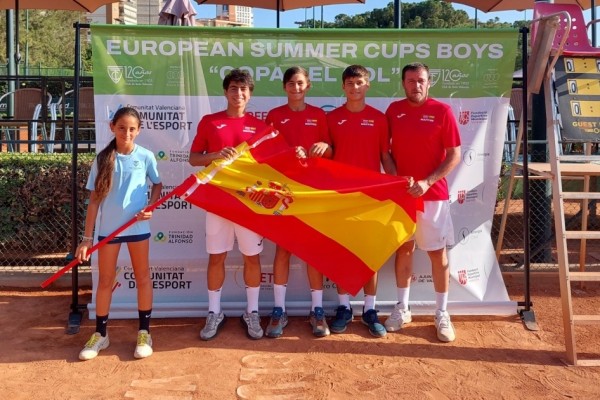 Jaime Alcaraz Garfia disputa con España la Copa del Sol infantil en Valencia