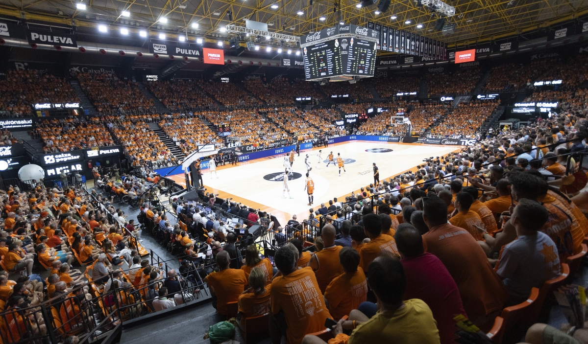 El Valencia se llevará el parquet que puso en la Fonteta a la pista auxiliar del Roig Arena