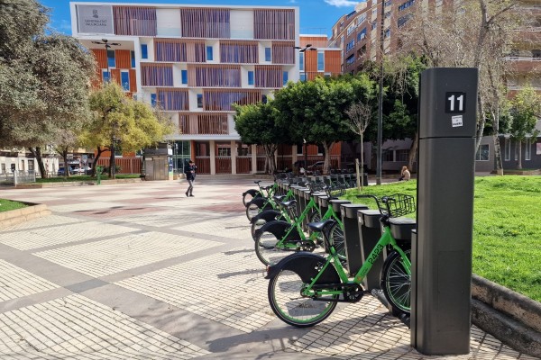 Una hora de préstamo, alta presencial y 15 años de edad mínima: Castelló sella el reglamento del Bicicas