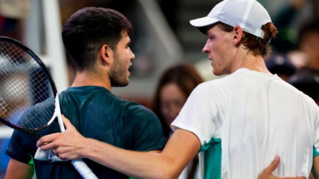 Alcaraz se queda a 4.800 puntos de Sinner, líder indiscutible de la ATP y campeón en Shanghai