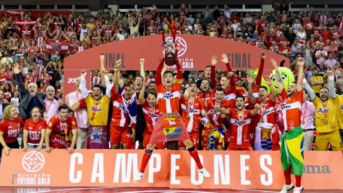 El Jimbee revalida la Liga con una remontada exprés que desata la locura en Cartagena