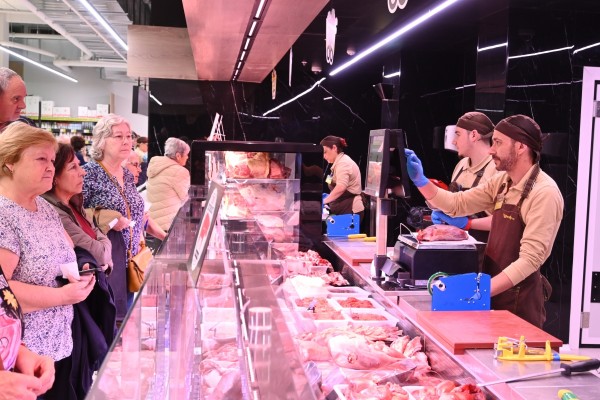 Family Cash se estrena en Murcia: abrirá un supermercado en el centro comercial Myrtea el 3 de julio