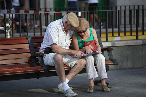 Las pensiones de Alicante desescalan y la provincia cae a la posición 45