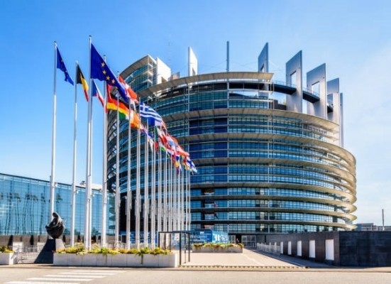 Asaja muestra su preocupación al Comisario Europeo de Agricultura por la futura PAC