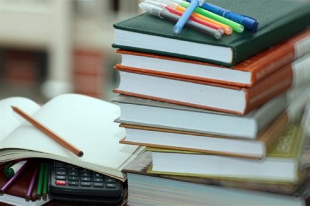 Compromís defiende la Formación Profesional y rechaza los recortes de docentes a la Diputación