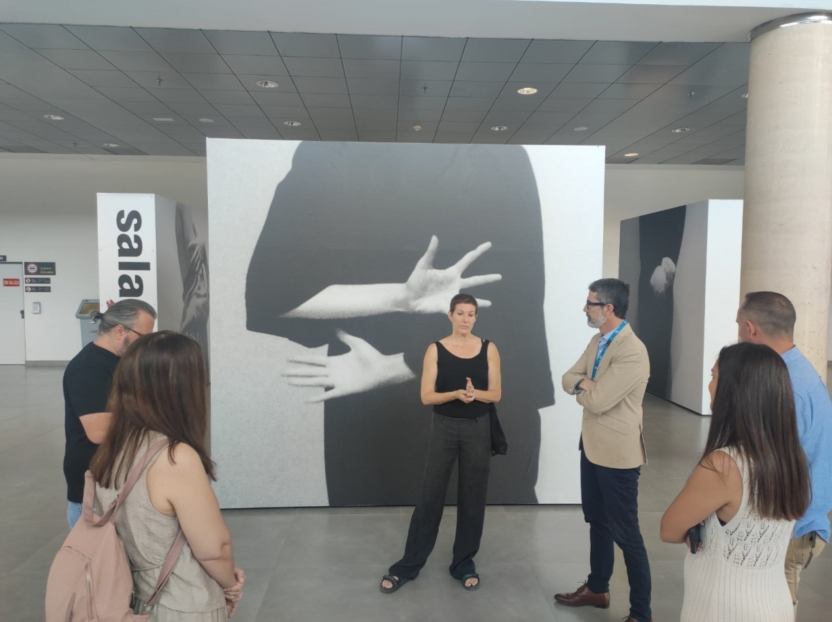 MACVAC y el aeropuerto de Castellón inauguran la IX exposición de 'Sala 30' con obras de Ana Roussel