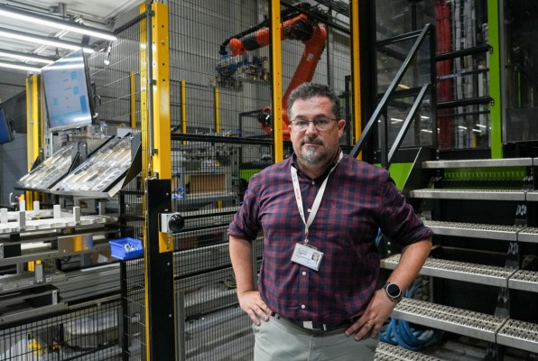Tecnología valenciana al volante del futuro: Industrias Alegre diseña un módulo de baterías para Lucid 