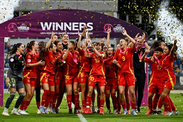 La murciana Daniela Arques es doble campeona de Europa sub-19